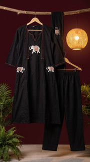 Noor-e-Gaj Black Appliqué Embroidered Kurta Set